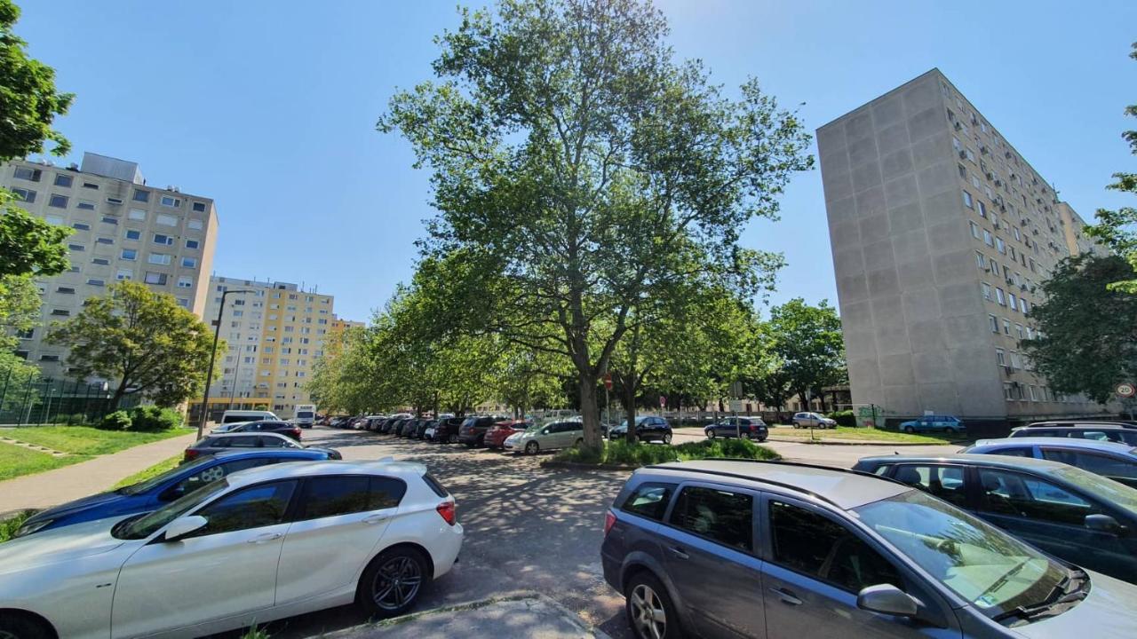 Bella Apartman Debreţin Exterior foto